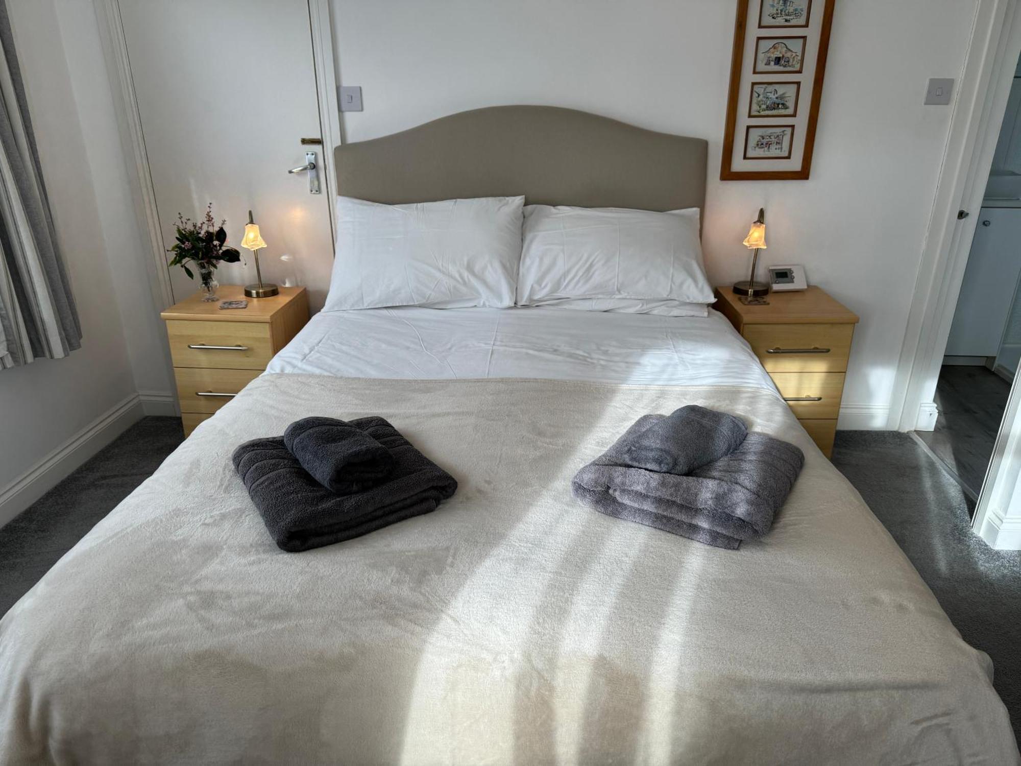 Mulberry Lawn Apartments Brading Buitenkant foto